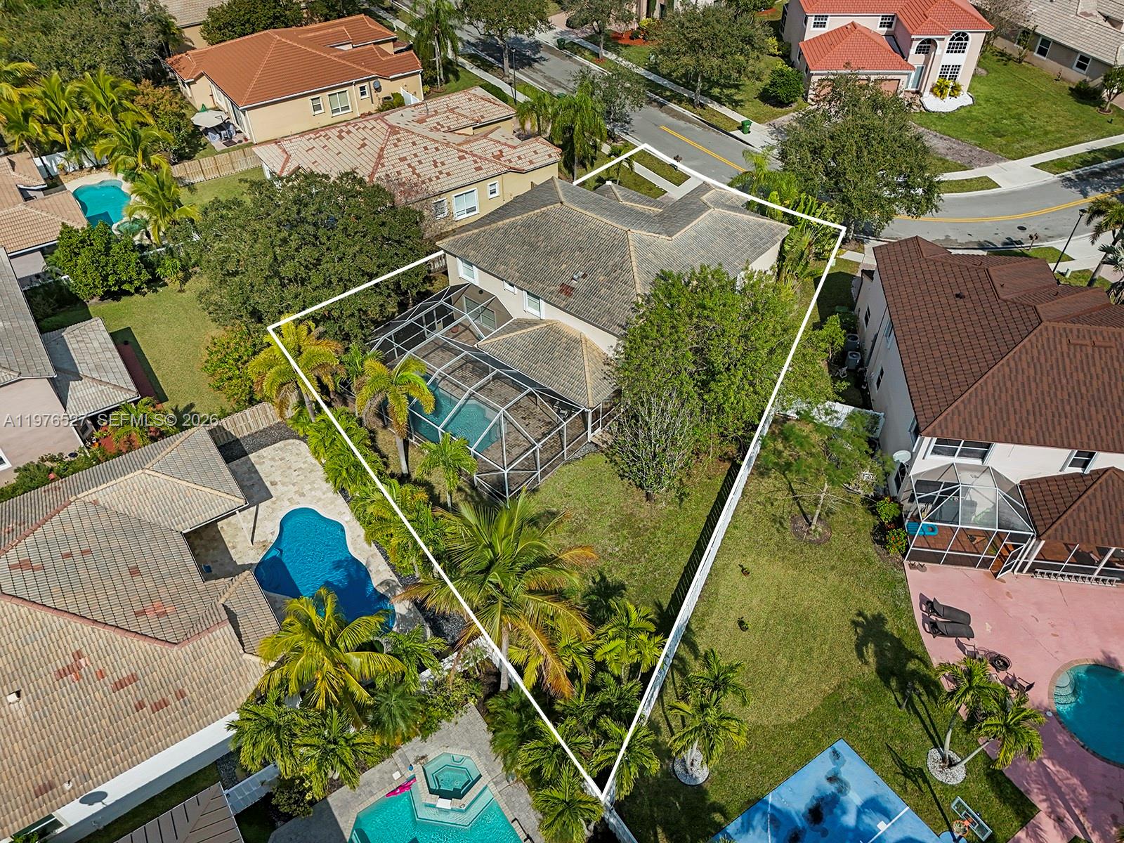 PEMBROKE FALLS PH 5 - Residential