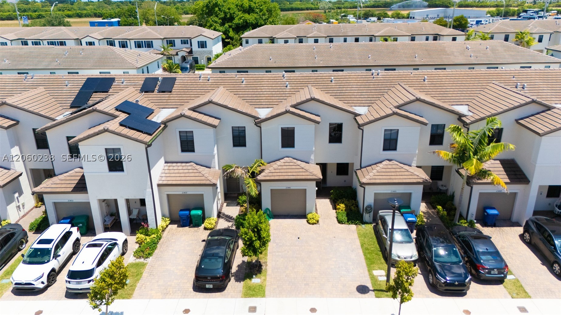 KENDALL ASSEMBLAGE SOUTH - Residential