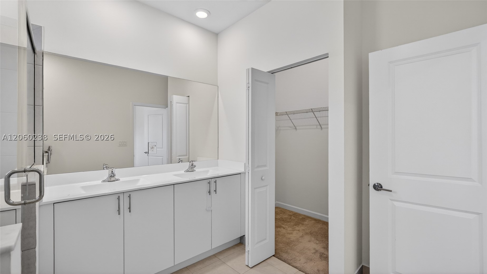 KENDALL ASSEMBLAGE SOUTH - Residential