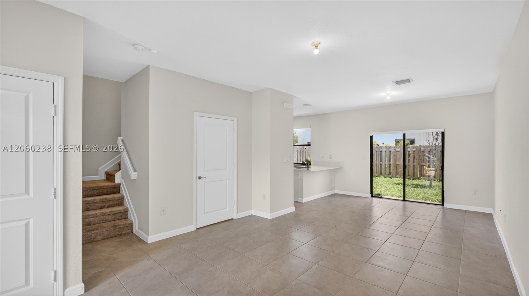 KENDALL ASSEMBLAGE SOUTH - Residential