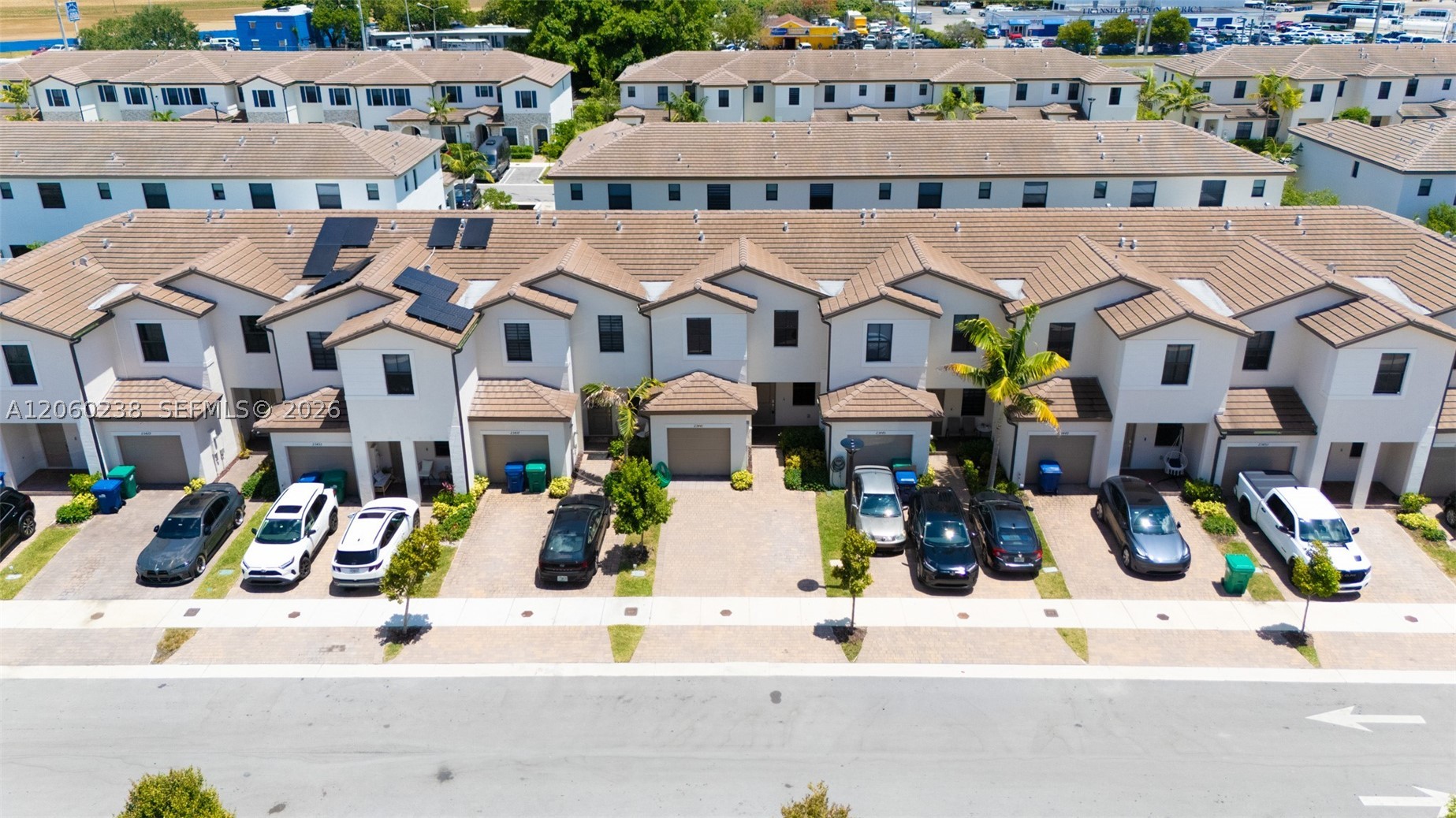 KENDALL ASSEMBLAGE SOUTH - Residential
