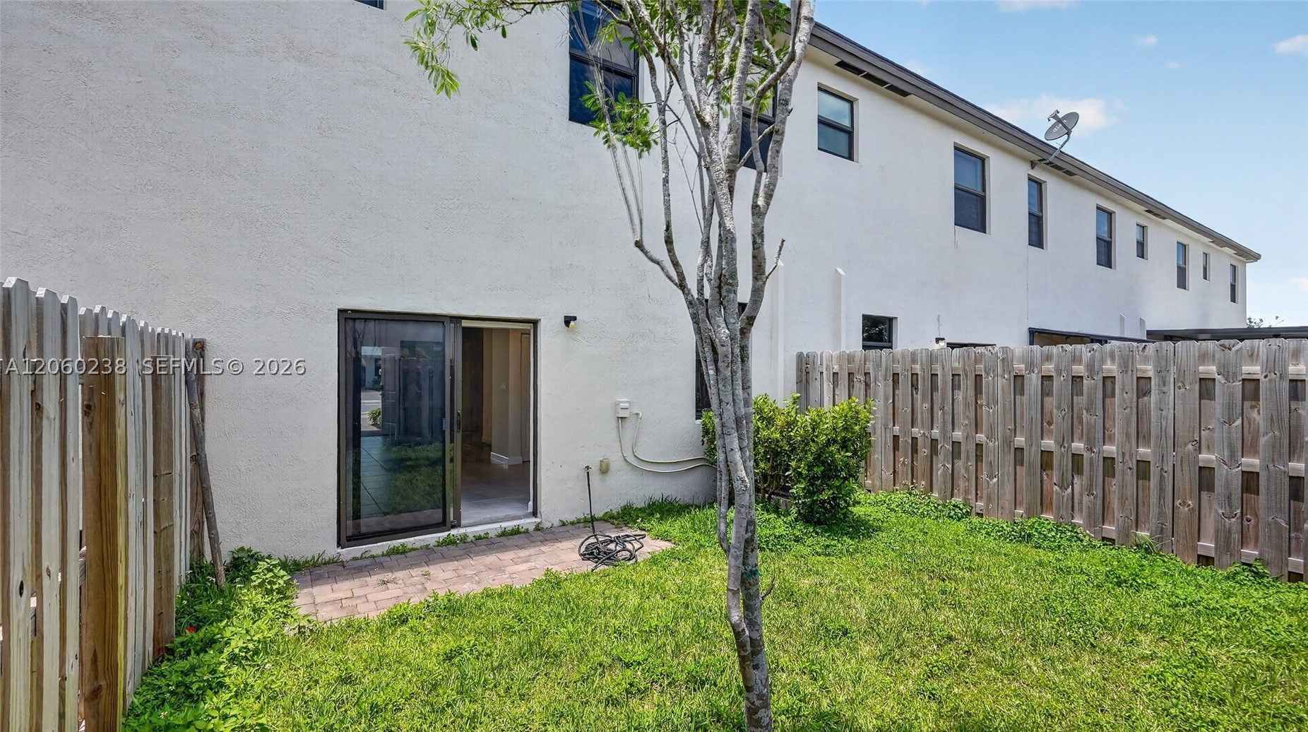 KENDALL ASSEMBLAGE SOUTH - Residential