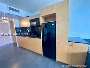 THE AVENTURA BEACH CLUB C - Residential Lease
