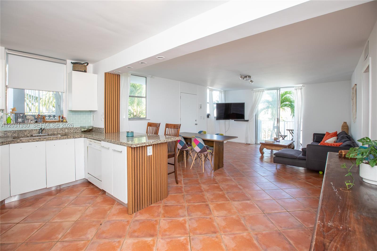 NORTH BAY VILLAS CONDO - Residential