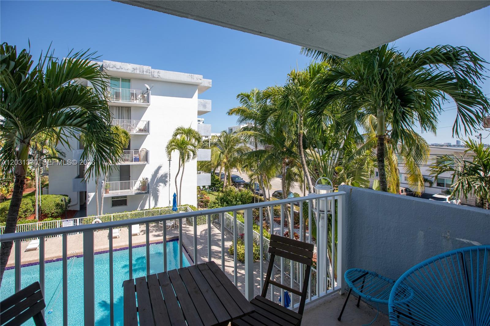 NORTH BAY VILLAS CONDO - Residential