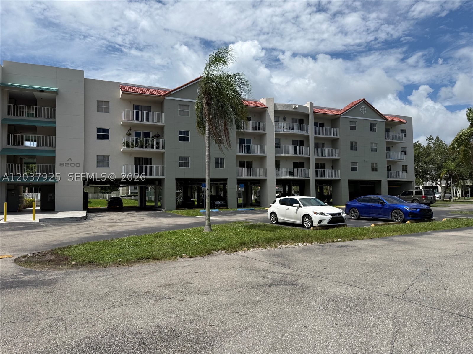 SAGA BAY GARDENS CONDO - Residential Lease