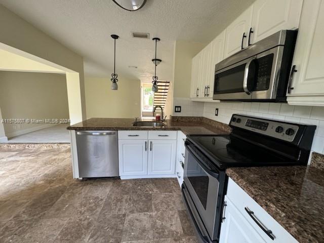 PLUM AT BOCA POINTE CONDO - Residential Lease