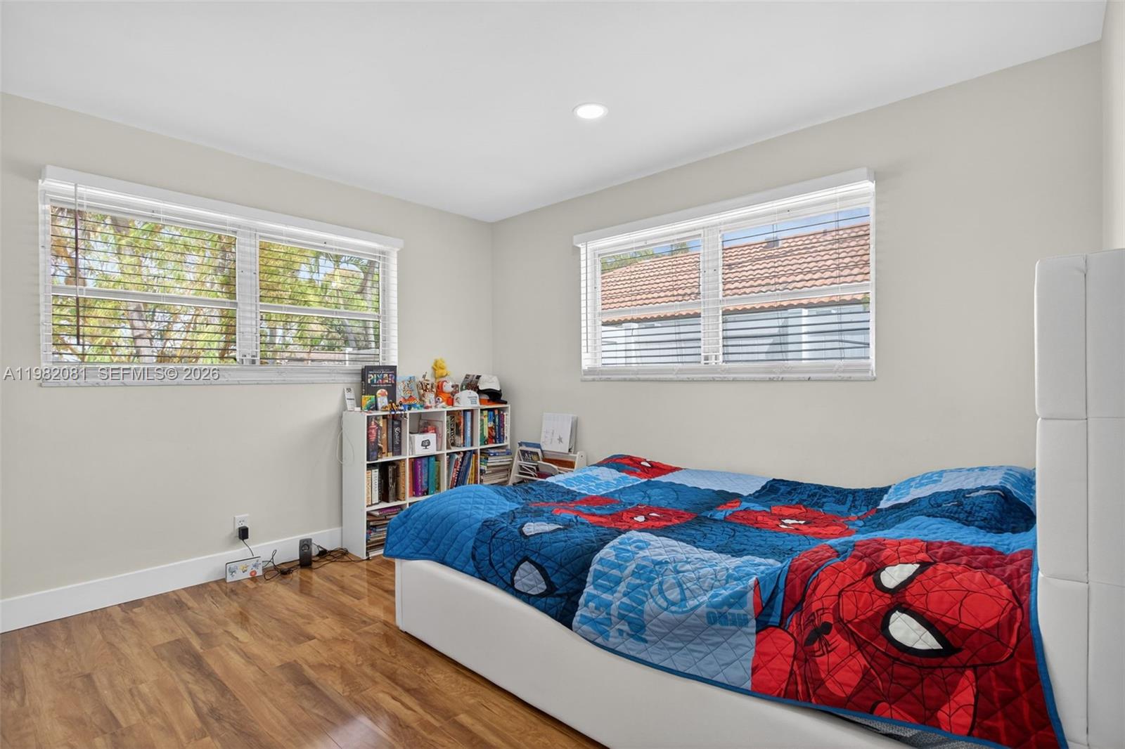 IMPERIAL POINT 3RD SEC - Residential