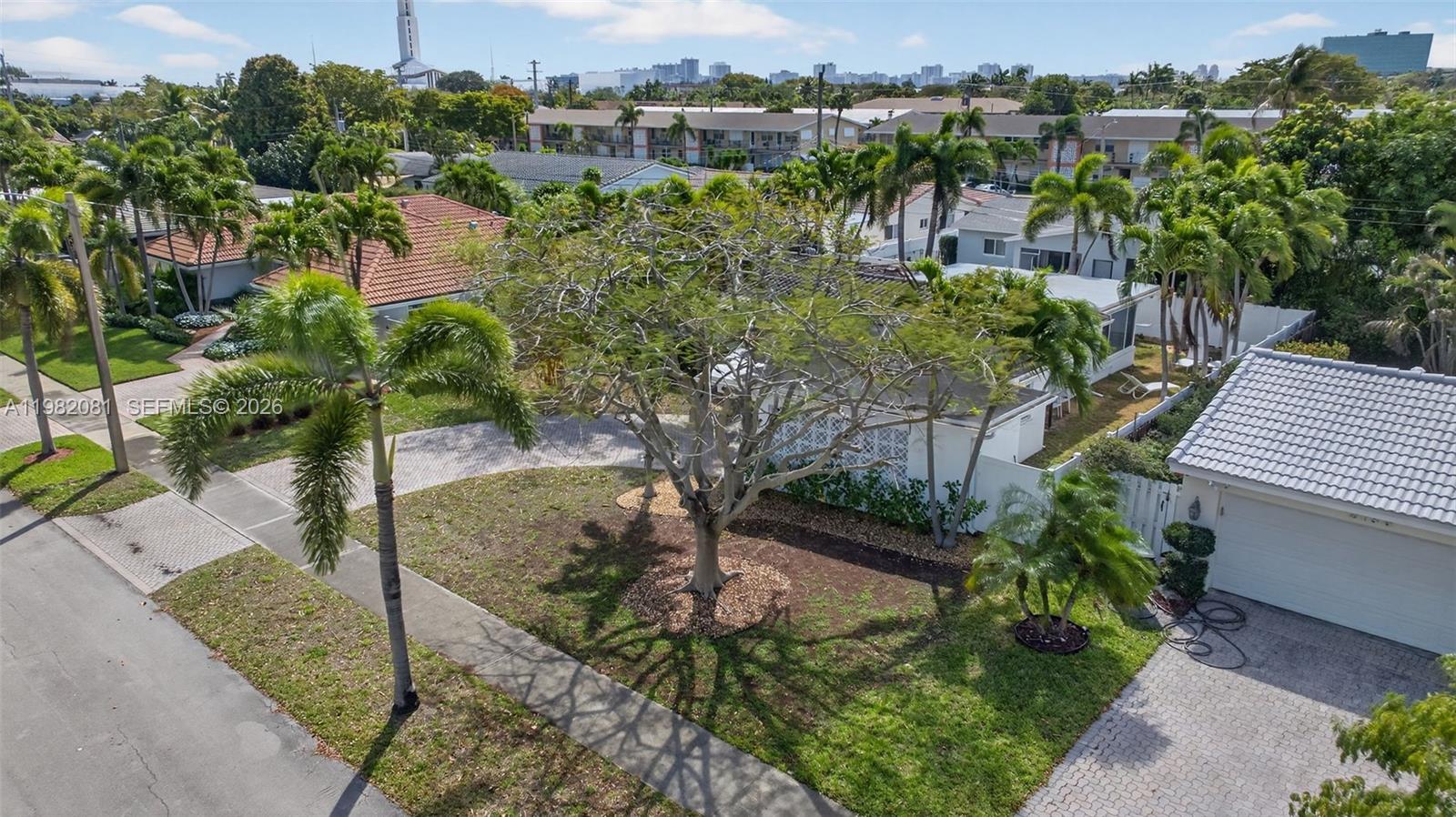 IMPERIAL POINT 3RD SEC - Residential