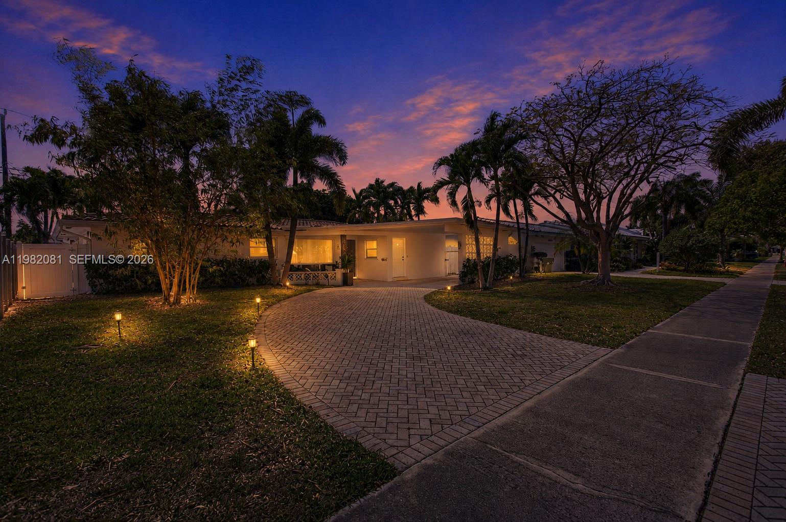 IMPERIAL POINT 3RD SEC - Residential