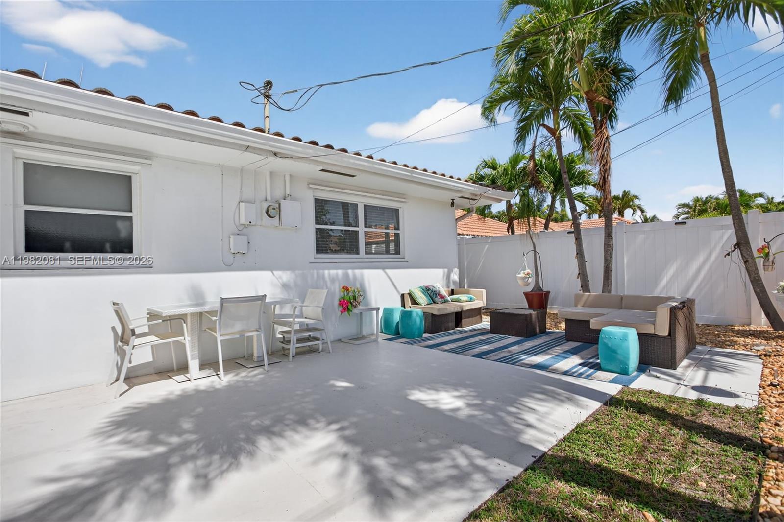 IMPERIAL POINT 3RD SEC - Residential