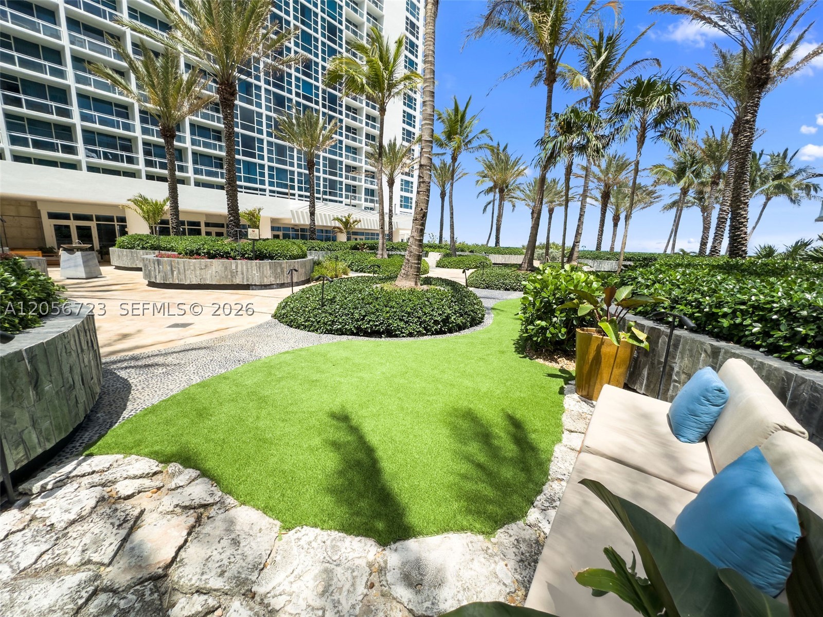 CENTRAL CARILLON BEACH - Residential