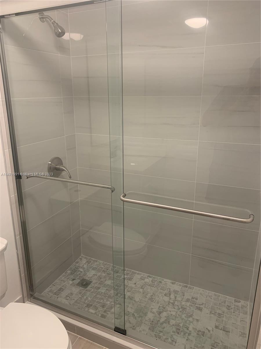 C GAB DOUGLAS SEC - Residential Lease