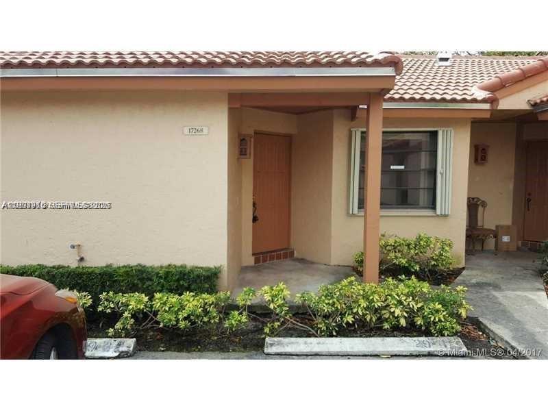VILLA HOMES AT THE MOORS - Residential