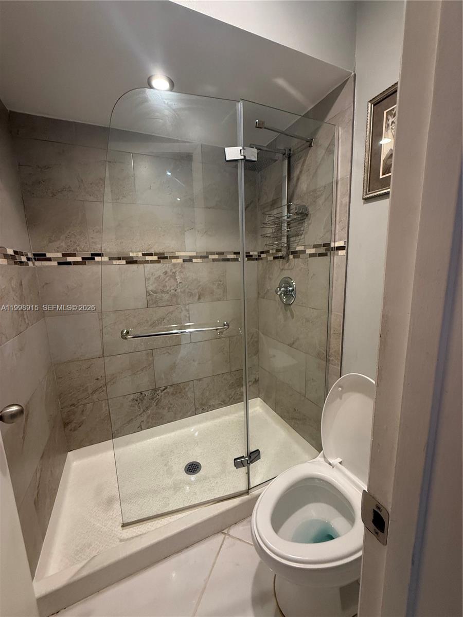VILLA HOMES AT THE MOORS - Residential