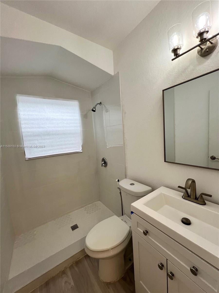ISLE OF NORMANDY MIAMI VI - Residential Lease