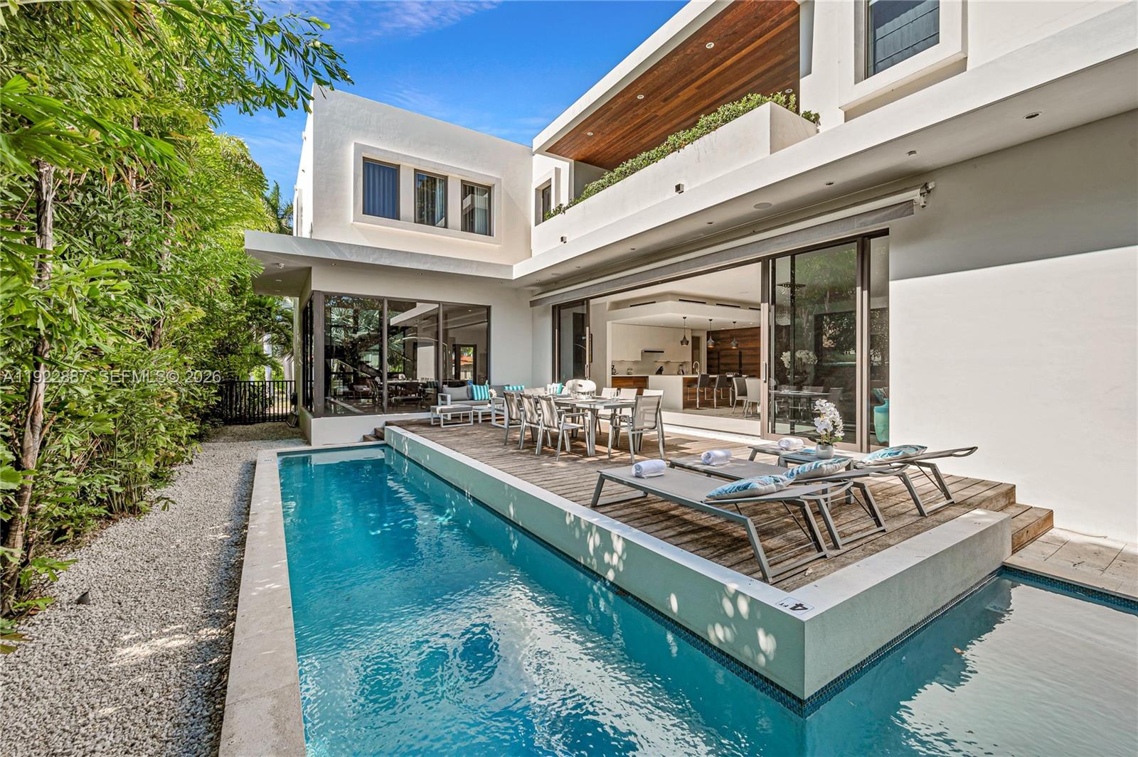 NORTH BAY ISLAND - Residential