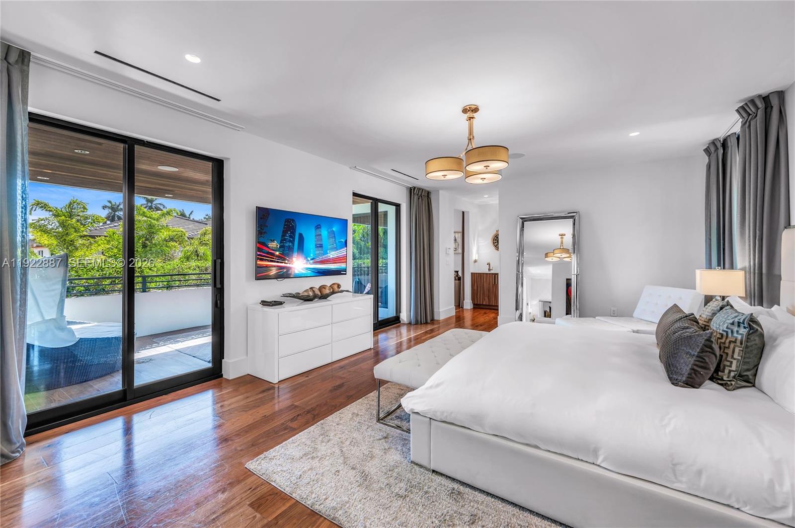 NORTH BAY ISLAND - Residential