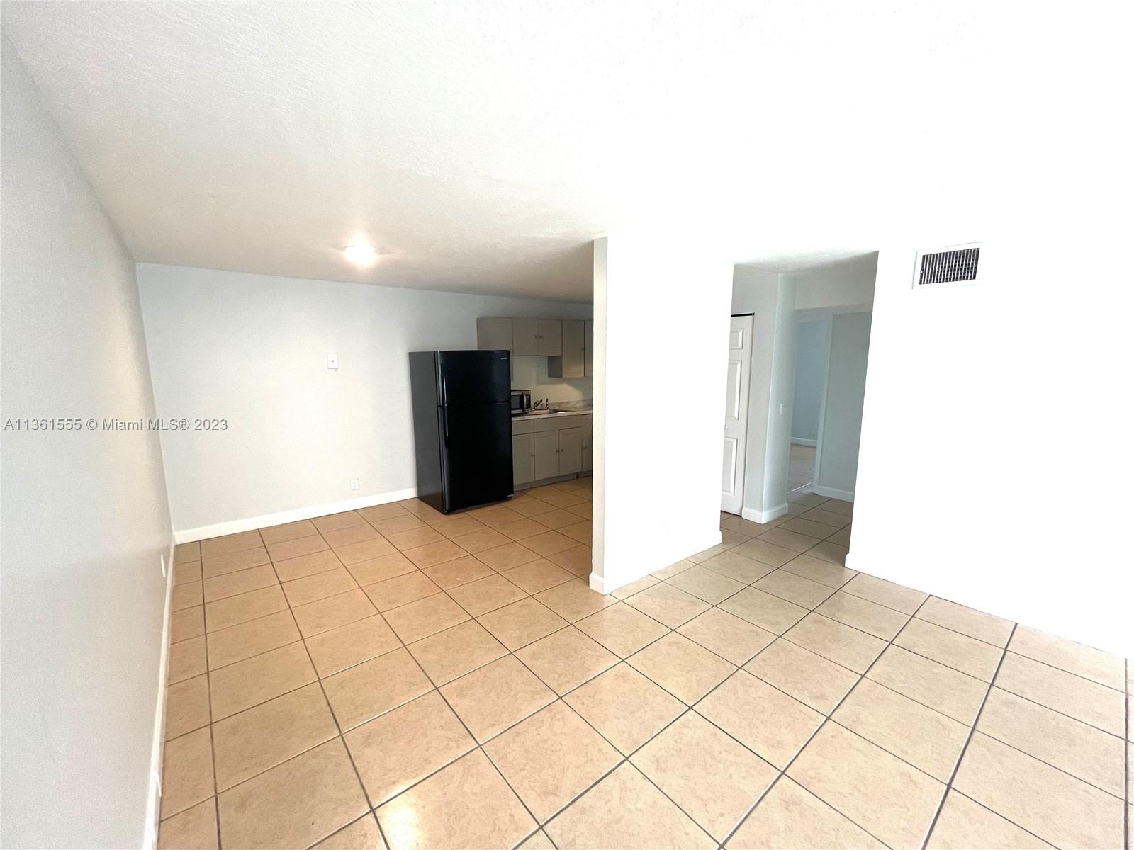 INVERNESS VILLAGE ONE CON - Residential Lease