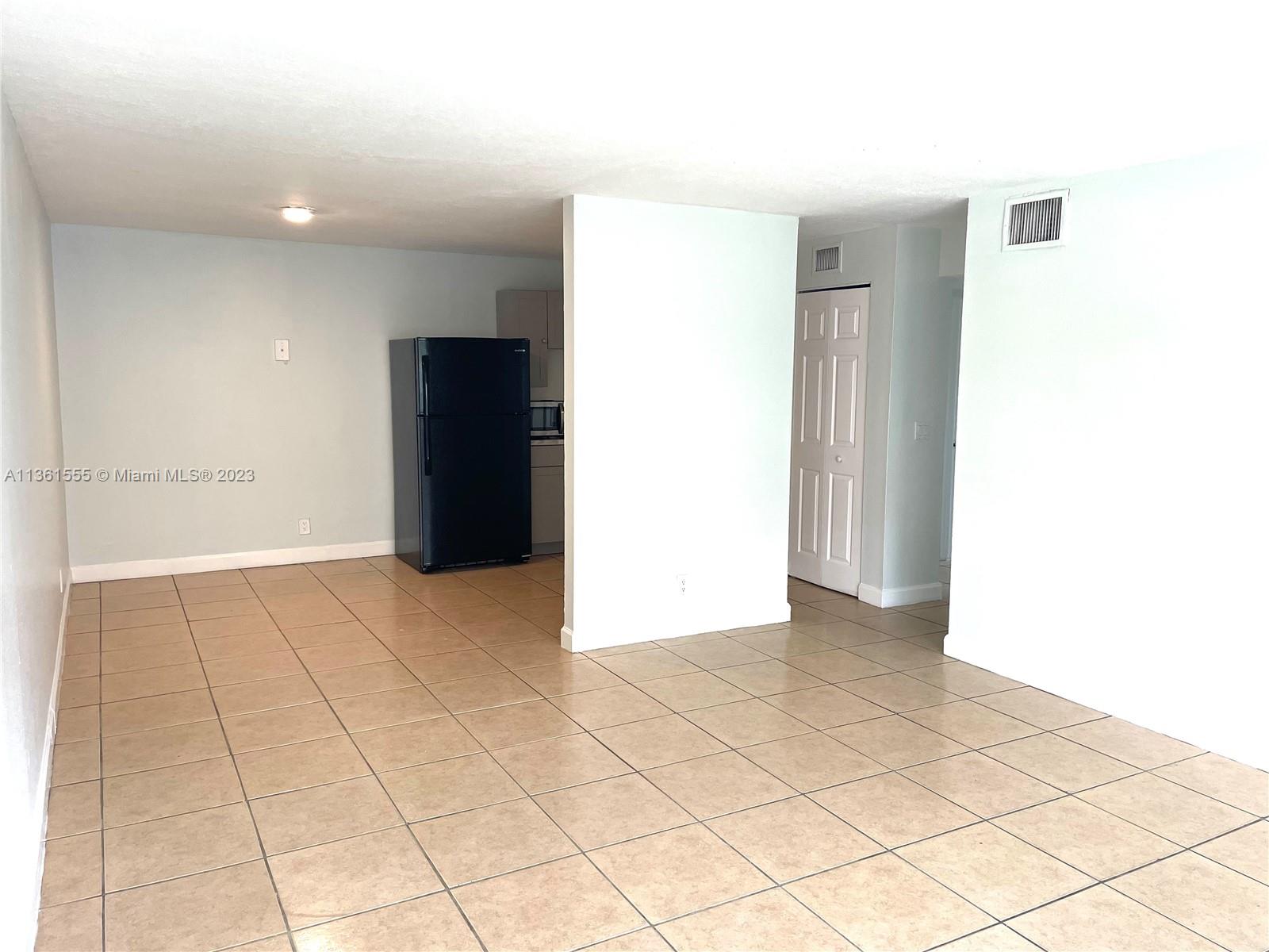 INVERNESS VILLAGE ONE CON - Residential Lease