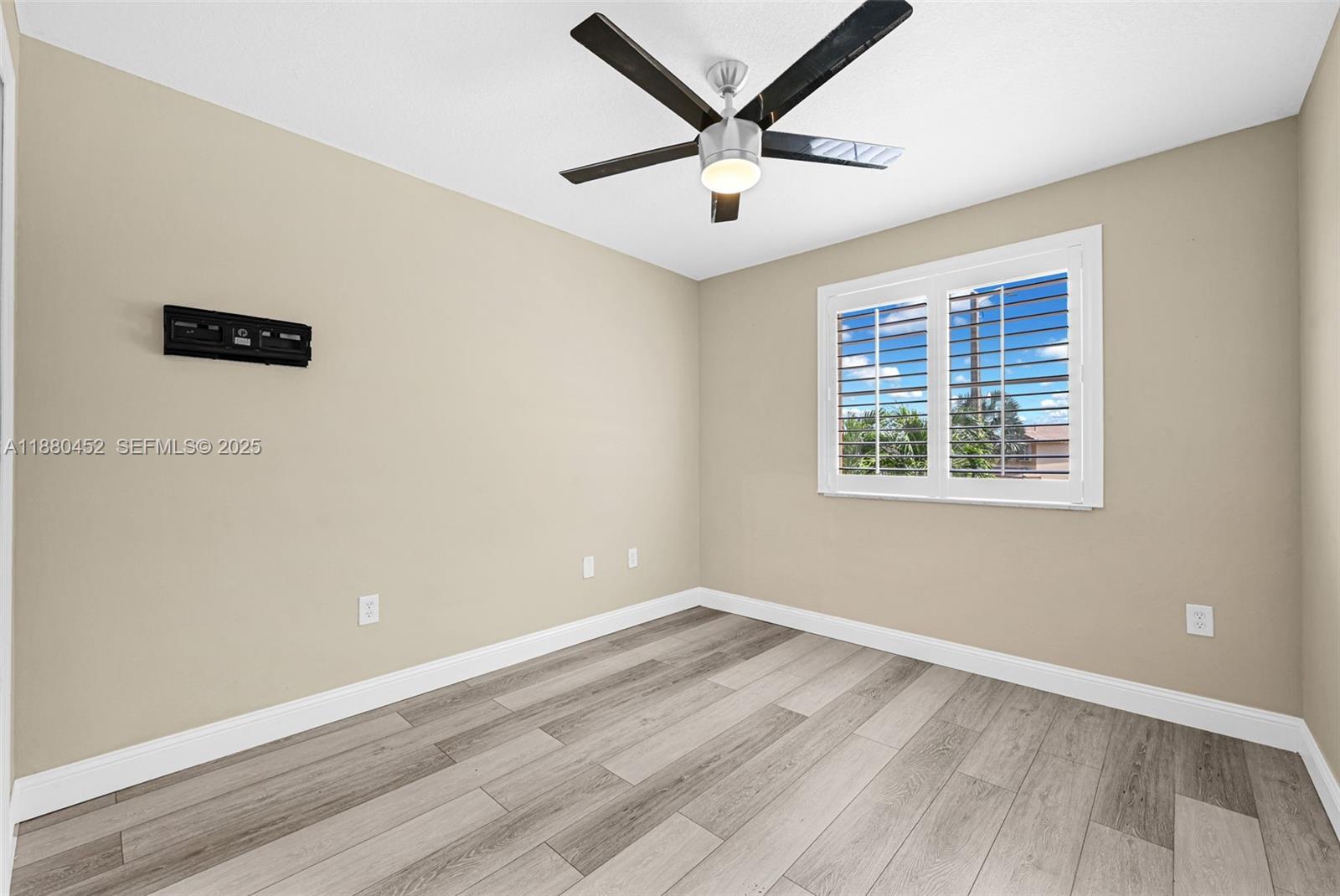 POD 6 AT MONARCH LAKES - Residential