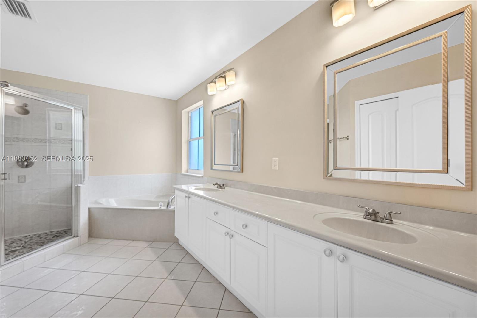 POD 6 AT MONARCH LAKES - Residential