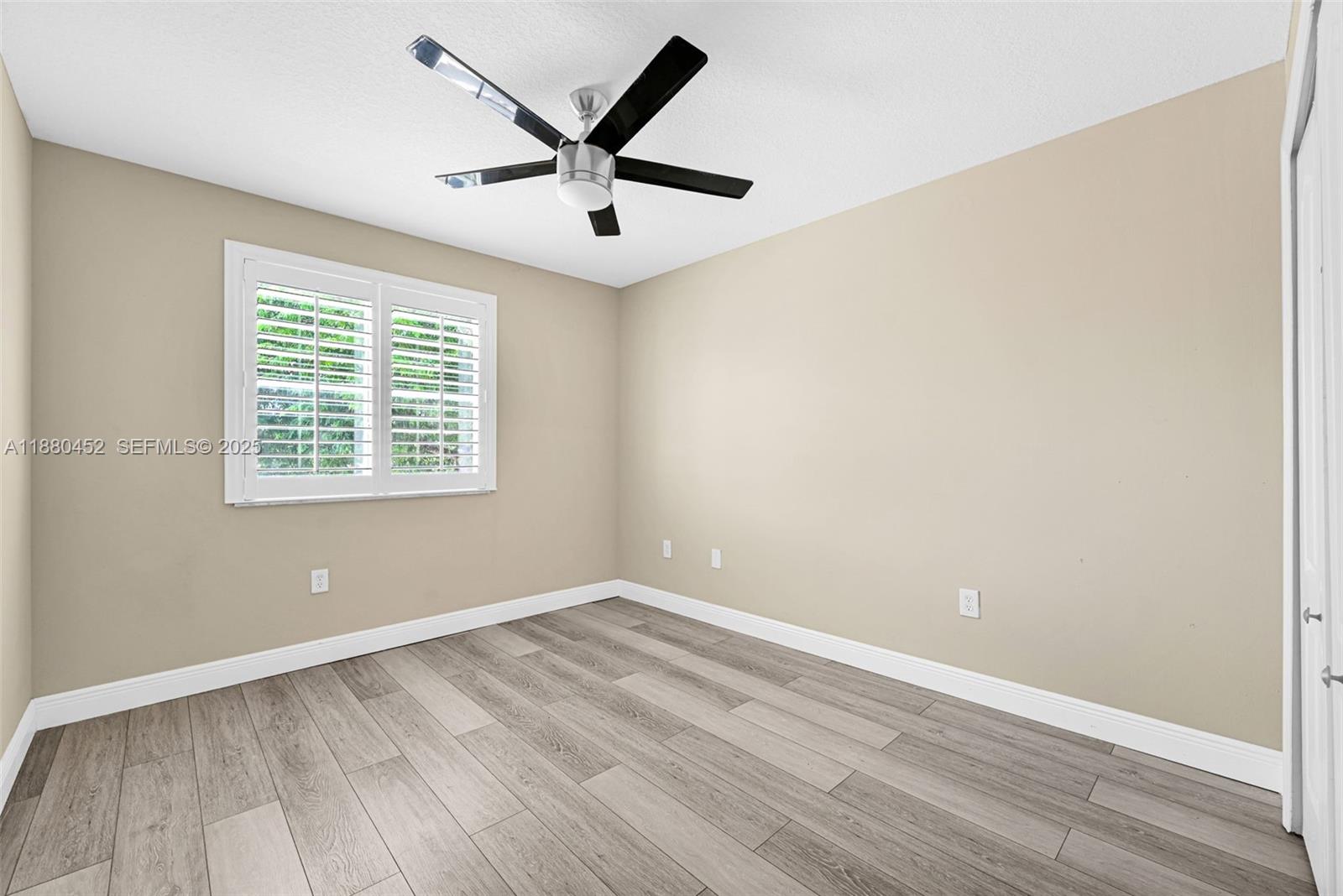 POD 6 AT MONARCH LAKES - Residential