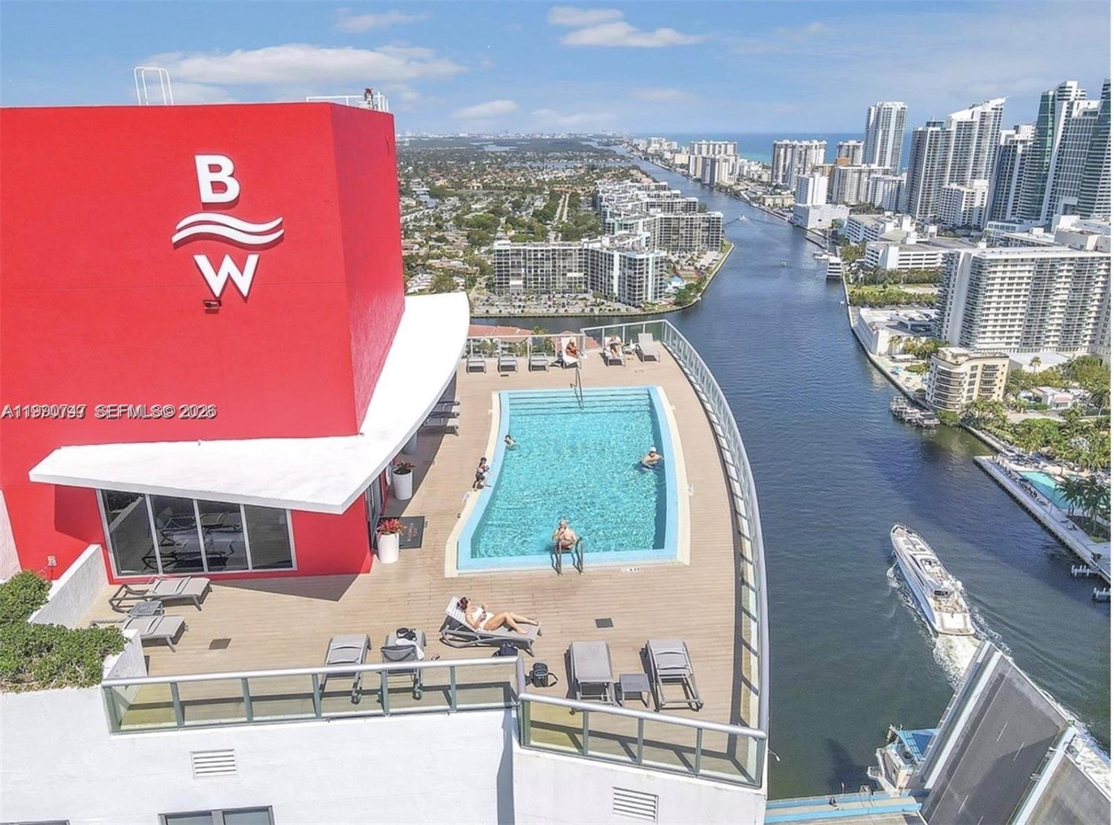 BEACHWALK CONDOMINIUM - Residential