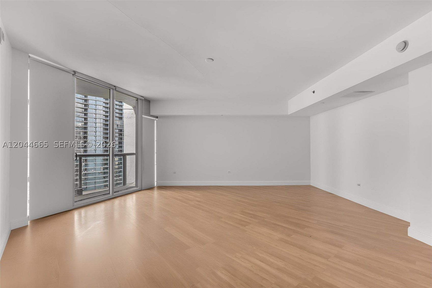 ICONBRICKELL CONDO NO 1 - Residential