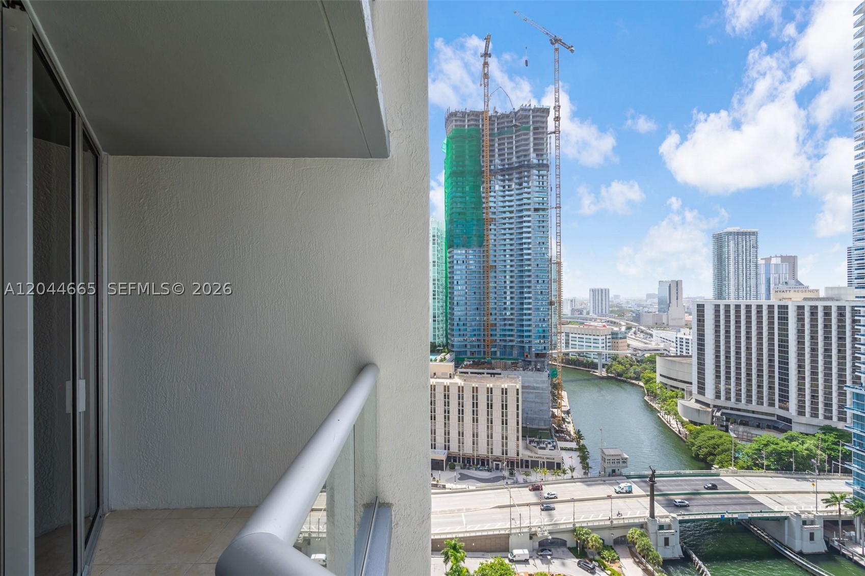 ICONBRICKELL CONDO NO 1 - Residential