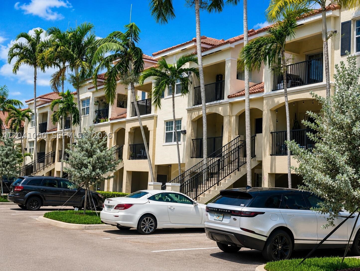 EL-AD POINCIANA - Residential