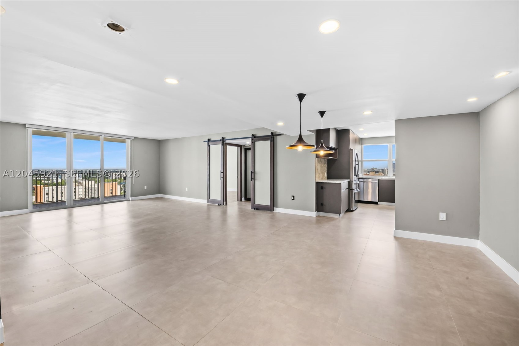 ADMIRALS PORT CONDO WEST - Residential
