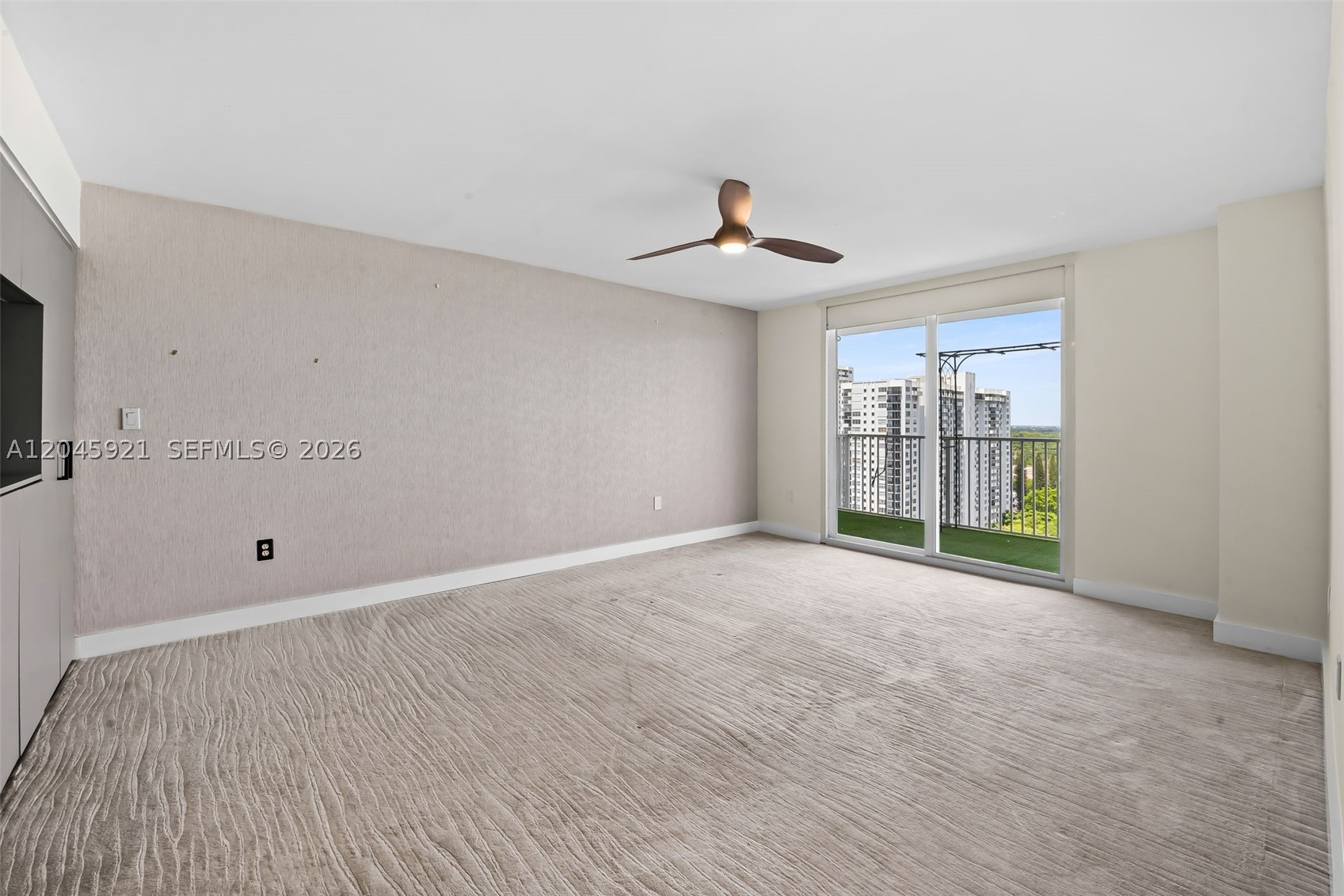 ADMIRALS PORT CONDO WEST - Residential