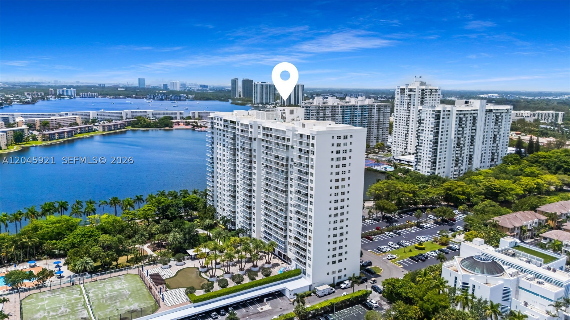 ADMIRALS PORT CONDO WEST - Residential