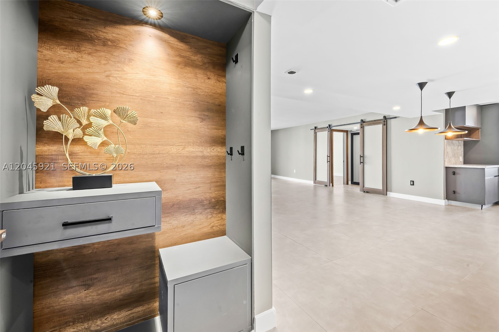 ADMIRALS PORT CONDO WEST - Residential