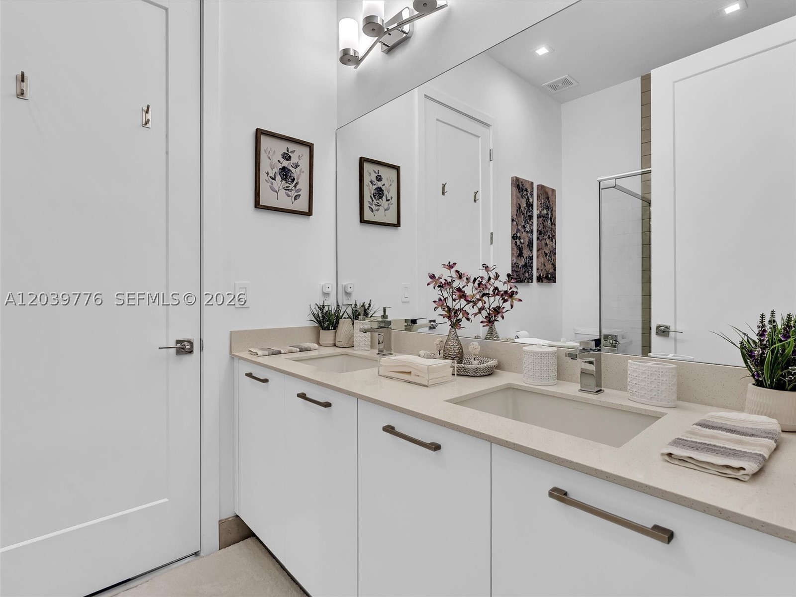 CIRCLE S ESTATES - Residential