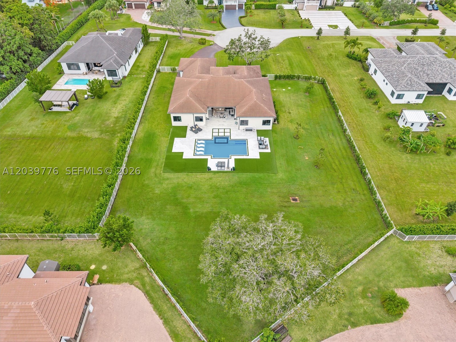 CIRCLE S ESTATES - Residential