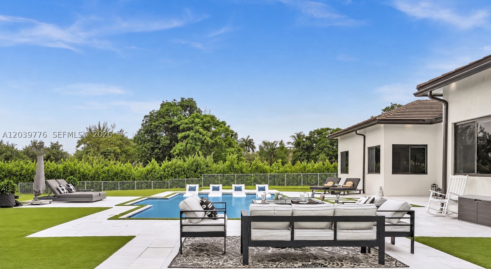 CIRCLE S ESTATES - Residential