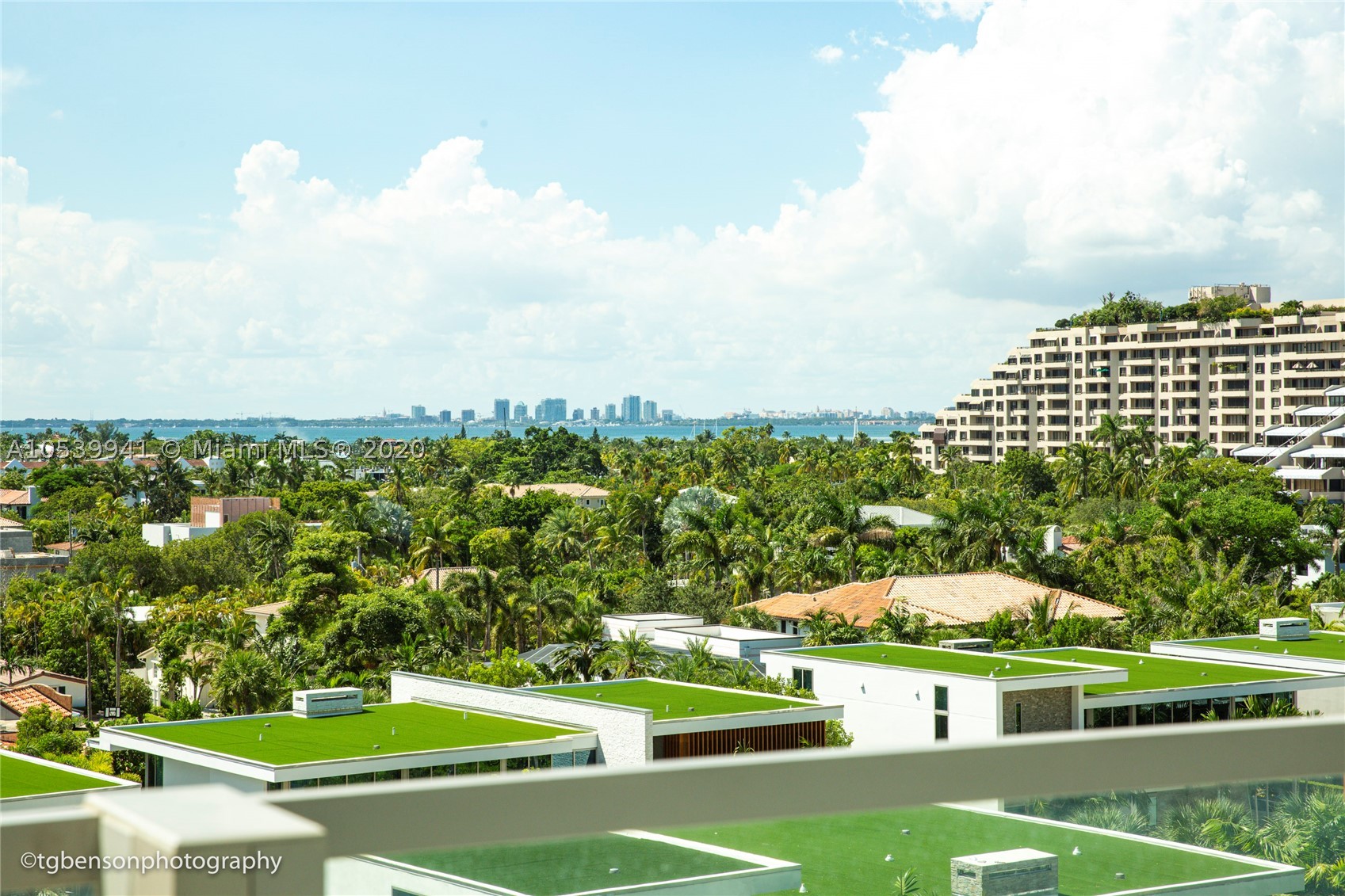 OCEANA KEY BISCAYNE CONDO - Residential