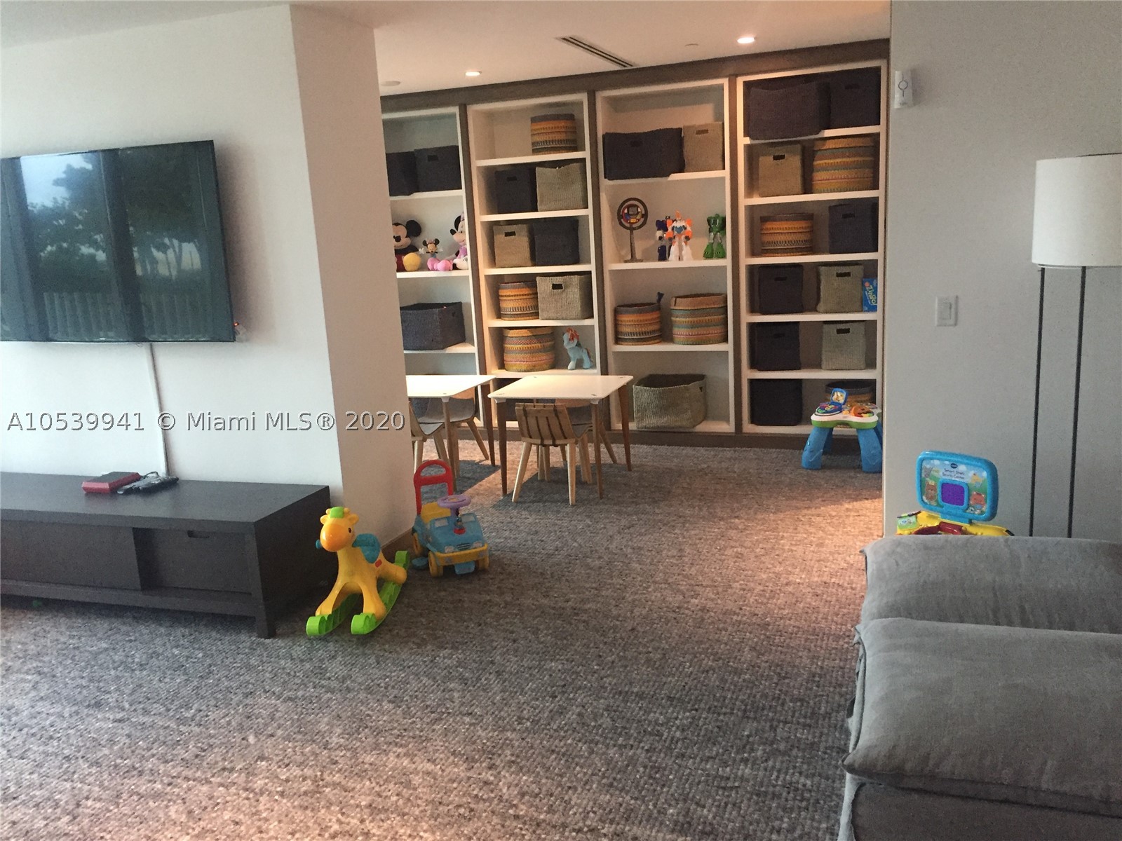 OCEANA KEY BISCAYNE CONDO - Residential