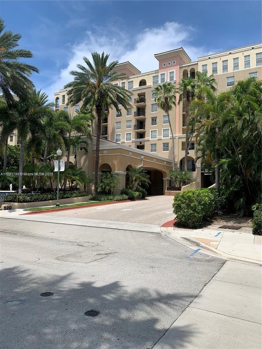 LAS OLAS BY THE RIVER CON - Residential Lease
