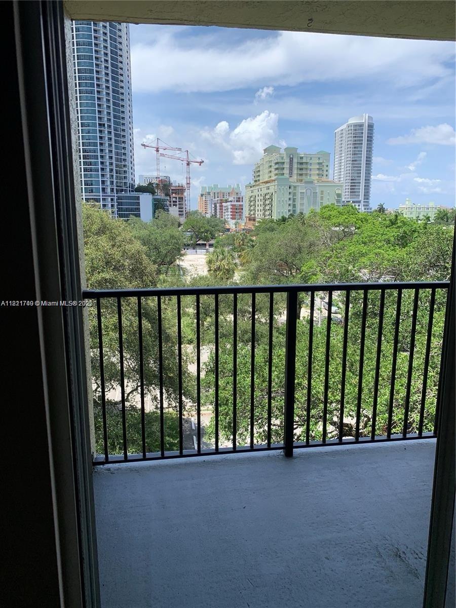 LAS OLAS BY THE RIVER CON - Residential Lease