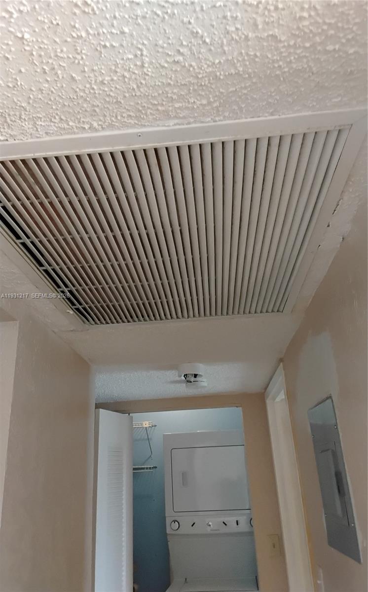 HAMPTON COURT CONDO - Residential