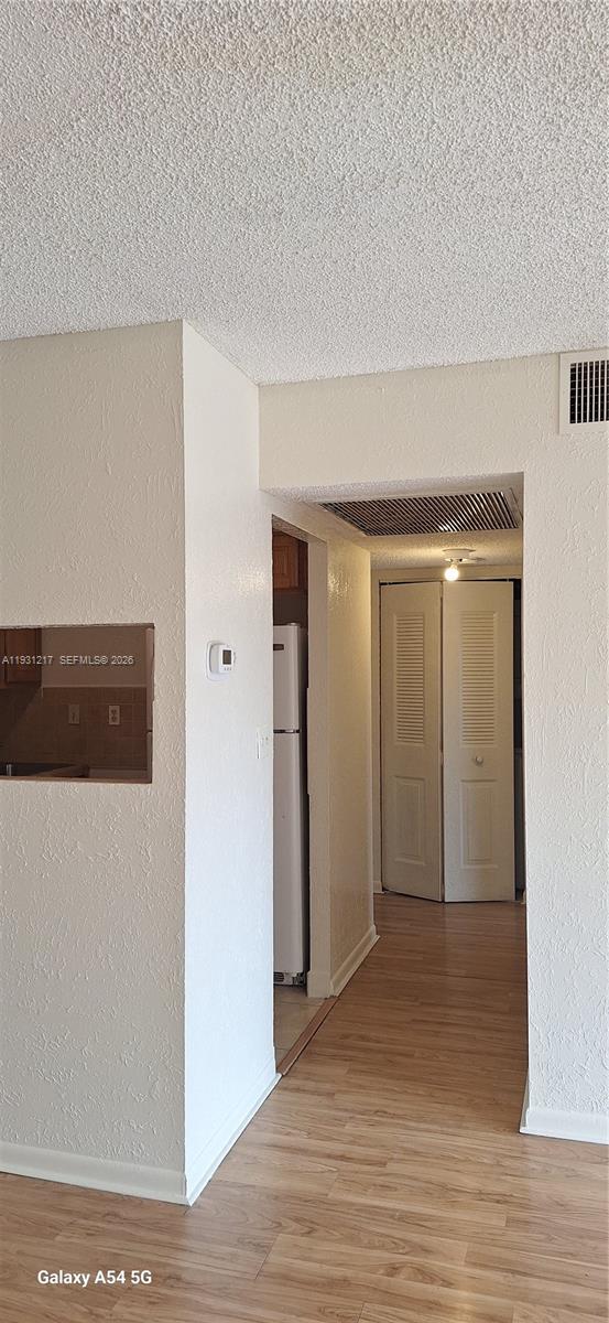 HAMPTON COURT CONDO - Residential