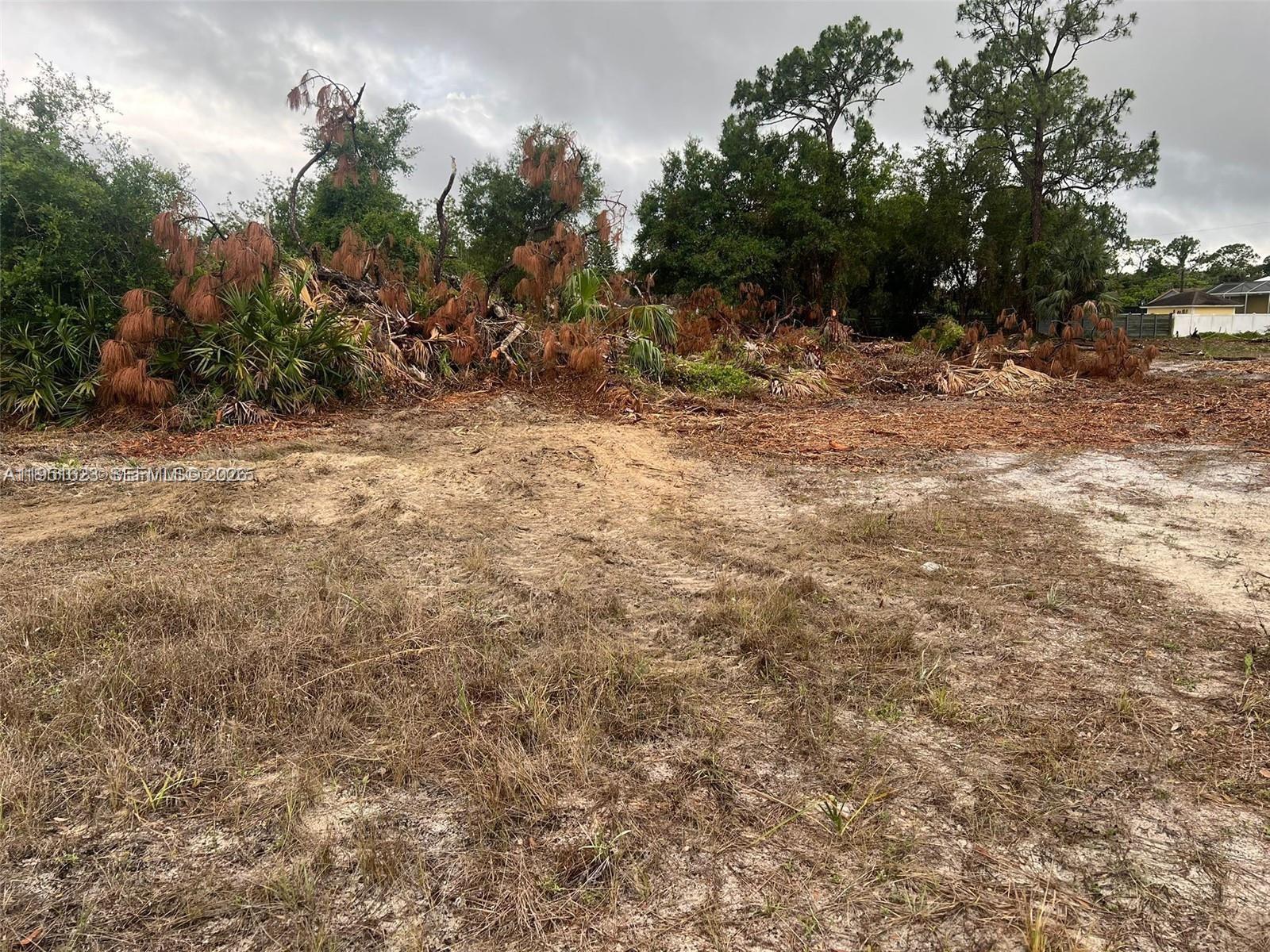 UNIT 1 BLK 4 DB 254 PG 30 - Land