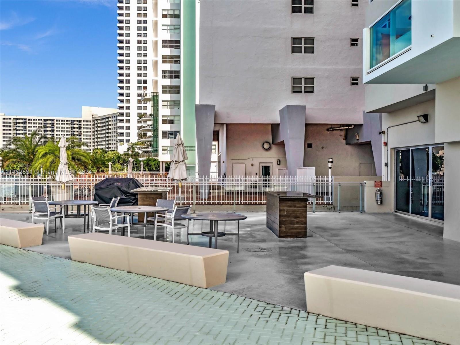 MIRADOR 1200 CONDO - Residential