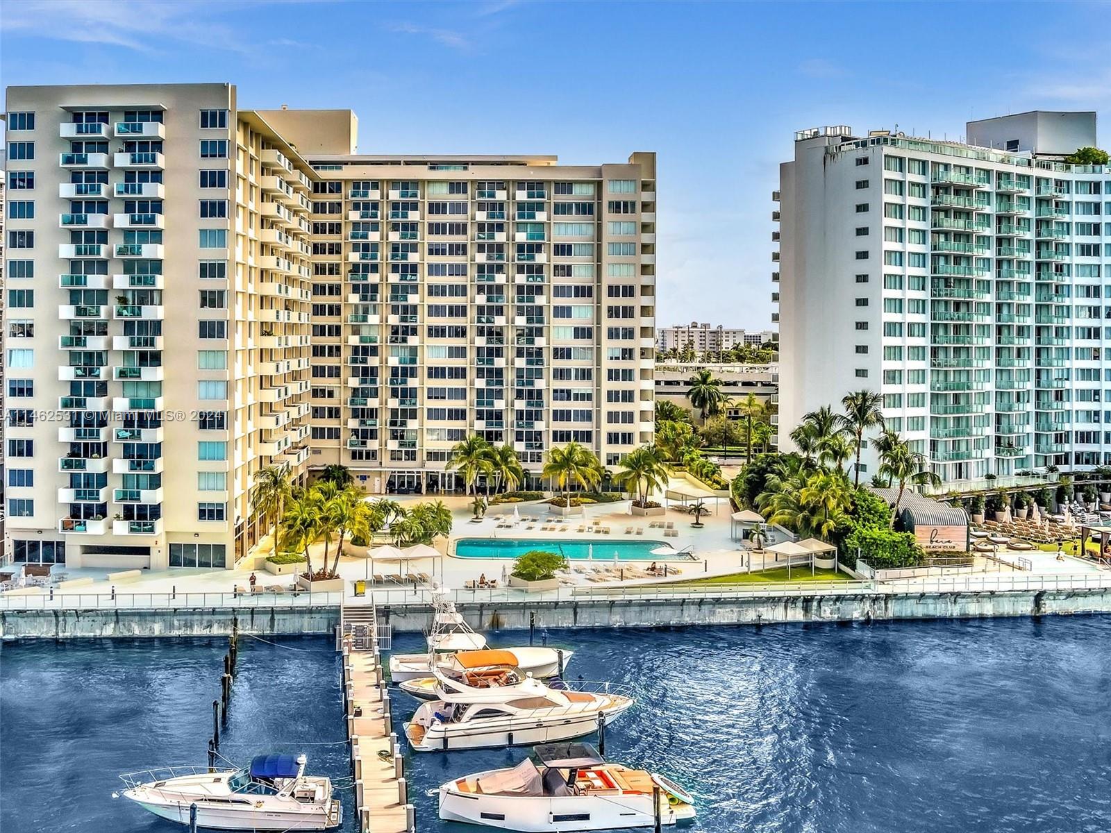 MIRADOR 1200 CONDO - Residential