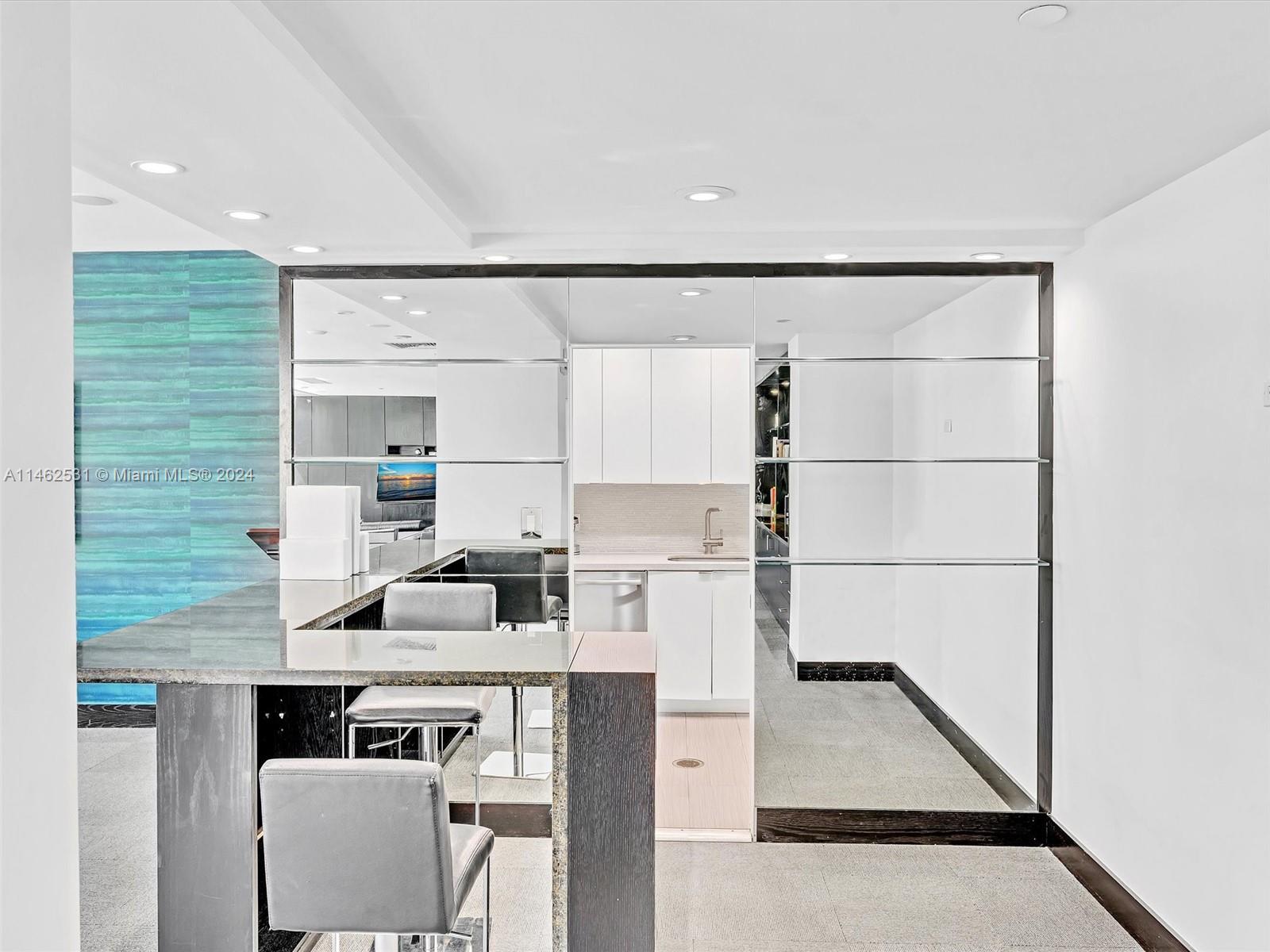 MIRADOR 1200 CONDO - Residential
