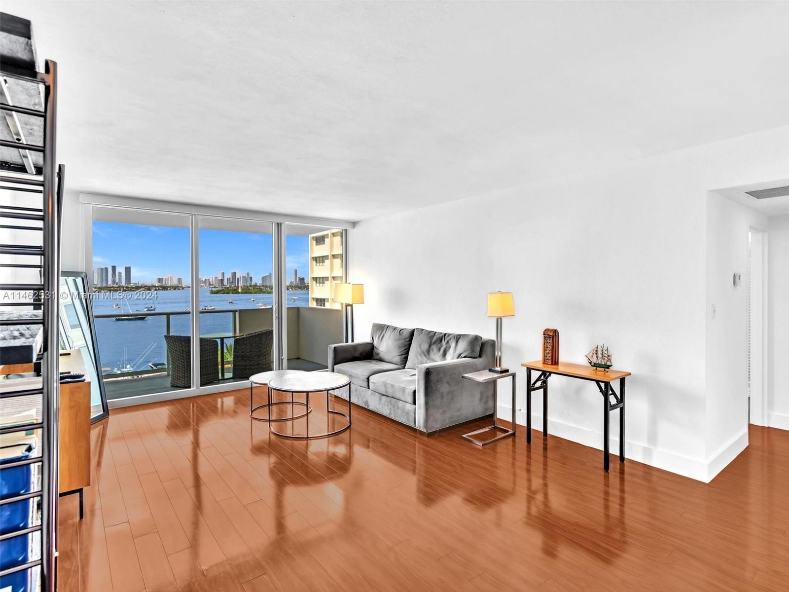MIRADOR 1200 CONDO - Residential