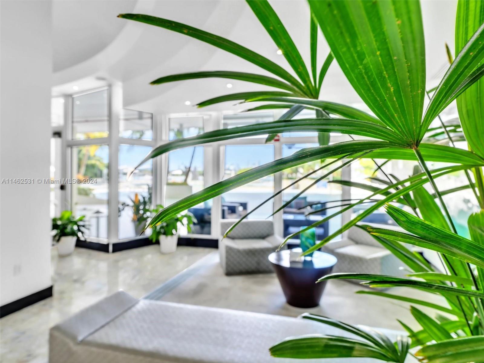 MIRADOR 1200 CONDO - Residential